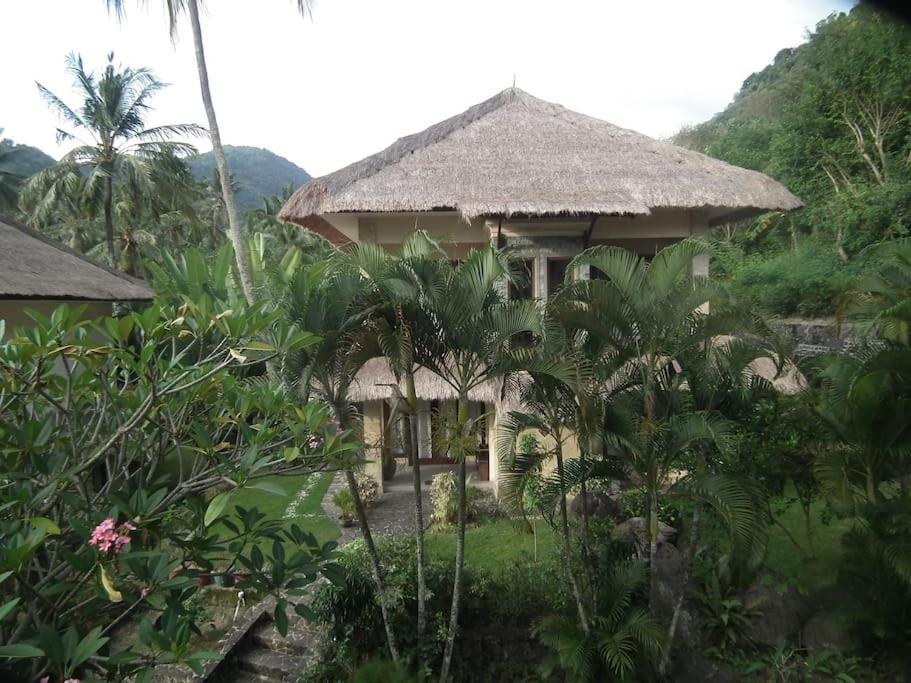 Villa 7, Secret Garden, Kerandangan, Near Senggigi Mataram Exterior foto